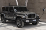 Jeep Wrangler Sahara 4xe Sahara 4xe Todo terreno Exterior Toma de recarga 5 puertas