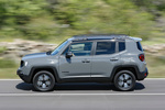 Jeep Renegade 4xe Trailhawk 176 kW (240 CV) 4xe Trailhawk Todo terreno Gris Glacier con Techo Negro Exterior Cenital-Lateral 5 puertas