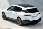 BMW iX xDrive40 Essence BMWi Blau Todo terreno Alpinweiss Exterior Cenital-Lateral-Posterior 5 puertas