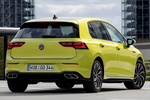 Volkswagen Golf 1.5 eTSI 150 CV R-Line Turismo Amarillo Lima Metalizado Exterior Posterior-Lateral 5 puertas