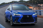 Lexus NX 450h+ AWD F Sport 450h+ Todo terreno Azul Zafiro Exterior Lateral-Frontal 5 puertas
