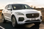 Jaguar E-PACE P300e R-Dynamic PHEV Todo terreno Yulong White Exterior Lateral-Frontal 5 puertas
