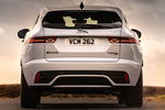 Jaguar E-PACE P300e R-Dynamic PHEV Todo terreno Yulong White Exterior Posterior 5 puertas
