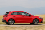Hyundai i30 5p 1.0 TGDI 48V 88 kW (120 CV) N Line Turismo Engine Red Exterior Lateral 5 puertas
