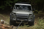 Land Rover Defender 110 P400e AWD Auto PHEV 110 X-Dynamic PHEV Todo terreno Exterior Frontal 5 puertas