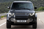 Land Rover Defender 110 D300 AWD Auto MHEV 110 X-Dynamic Todo terreno Santorini Black Exterior Frontal 5 puertas
