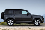 Land Rover Defender 110 D300 AWD Auto MHEV 110 X-Dynamic Todo terreno Santorini Black Exterior Lateral 5 puertas