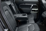 Land Rover Defender 110 D300 AWD Auto MHEV 110 X-Dynamic Todo terreno Interior Asientos 5 puertas