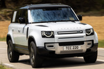 Land Rover Defender 110 P400e AWD Auto PHEV 110 X-Dynamic HSE PHEV Todo terreno Fuji White Exterior Lateral-Frontal 5 puertas