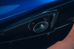 Lotus Emira Gama Emira First Edition Coup&eacute; Exterior Salida de escape 2 puertas