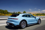 Porsche Taycan Cross Turismo 4S Cross Turismo 4S Turismo familiar Azul Frozen Metalizado Exterior Lateral-Posterior 5 puertas