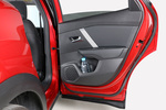Citro&euml;n C4 &euml;-C4 el&eacute;ctrico 100 kW &euml;-C4 Shine Turismo Interior Puerta 5 puertas