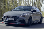 Hyundai i30 N Fastback N Fastback Turismo Shadow Grey Exterior Frontal-Lateral 5 puertas