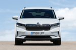 Skoda Enyaq 60 iV 60 iV con Paquete LED M Todo terreno Blanco Luna Metalizado Exterior Frontal 5 puertas