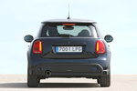 MINI MINI 3p Cooper Autom&aacute;tico 3p Cooper MINI Yours Turismo Enigmatic Black Metallic Exterior Posterior 3 puertas