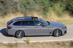 BMW Serie 5 530e xDrive Touring 530e Touring Paquete M Sport Turismo familiar Gris Bernina efecto &aacute;mbar Exterior Cenital-Lateral 5 puertas