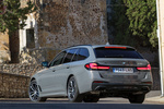 BMW Serie 5 530e xDrive Touring 530e Touring Paquete M Sport Turismo familiar Gris Bernina efecto &aacute;mbar Exterior Lateral-Posterior 5 puertas