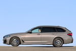 BMW Serie 5 530e xDrive Touring 530e Touring Paquete M Sport Turismo familiar Gris Bernina efecto &aacute;mbar Exterior Lateral 5 puertas