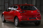 Mazda Mazda2 e-SKYACTIV G 1.5 66 kW (90 CV) M Hybrid Gama Mazda2 Turismo Soul Red Crystal Exterior Lateral-Posterior 5 puertas