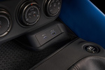 Nissan Z Versi&oacute;n para EE.UU Performance (Versi&oacute;n EE.UU) Coup&eacute; Interior Conexi&oacute;n fuentes externas 3 puertas