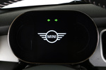 MINI MINI 3p Cooper Autom&aacute;tico 3p Cooper MINI Yours Turismo Interior Cuadro de instrumentos 3 puertas