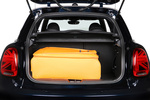 MINI MINI 3p Cooper Autom&aacute;tico 3p Cooper MINI Yours Turismo Interior Maletero 3 puertas