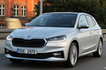 Skoda Fabia Gama Fabia Style Turismo Plata Brillante Exterior Frontal-Lateral 5 puertas