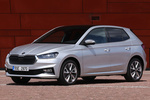 Skoda Fabia Gama Fabia Style Turismo Plata Brillante Exterior Frontal-Lateral 5 puertas
