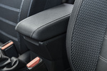 Dacia Duster TCe 110 kW (150 CV) 4x2 EDC Prestige Todo terreno Interior Guantera y recept&aacute;culo 5 puertas