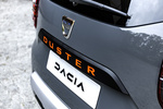 Dacia Duster TCe 110 kW (150 CV) 4x2 EDC Extreme Todo terreno Gris Cometa Exterior Posterior 5 puertas