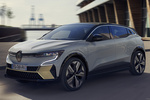 Renault M&eacute;gane Gama E-TECH Electric iconic Turismo Blanco Glaciar con Techo Negro Exterior Frontal-Lateral 5 puertas