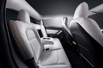 Tesla Model Y Gama Model Y Interior Premium Negro y Blanco Todo terreno Interior Asientos 5 puertas