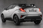 Toyota C-HR 180H GR-Sport Todo terreno Bitono Blanco Perlado y Techo Negro Exterior Lateral-Posterior 5 puertas