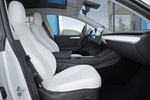 Tesla Model Y Tracci&oacute;n integral Gran autonom&iacute;a Gran Autonom&iacute;a Interior Premium Negro y Blanco Todo terreno Interior Asientos 5 puertas