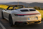 Porsche 911 Carrera 4 GTS Cabriolet Carrera 4 GTS Cabriolet Coup&eacute; Cray&oacute;n Exterior Lateral-Posterior 2 puertas