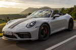 Porsche 911 Carrera 4 GTS Cabriolet Carrera 4 GTS Cabriolet Coup&eacute; Cray&oacute;n Exterior Frontal-Lateral 2 puertas