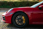 Porsche 911 Carrera GTS Cabriolet Carrera GTS Cabriolet Coup&eacute; Carmine Red Exterior Llanta 2 puertas