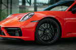 Porsche 911 Carrera 4 GTS Carrera 4 GTS Coup&eacute; Naranja lava Exterior Llanta 2 puertas