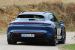 Porsche Taycan Cross Turismo Turbo S Cross Turismo Turbo S con Paquete SportDesign Offroad Negro Turismo familiar Azul Neptuno Exterior Posterior-Lateral 5 puertas