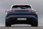 Porsche Taycan Cross Turismo Turbo S Cross Turismo Turbo S con Paquete SportDesign Offroad Negro Turismo familiar Azul Neptuno Exterior Posterior 5 puertas