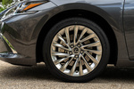 Lexus ES Gama ES 300h Gama ES 300h Turismo Gris Stylish Sonic Exterior Llanta 4 puertas
