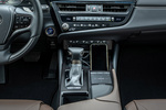 Lexus ES Gama ES 300h Gama ES 300h Turismo Interior Consola Central 4 puertas