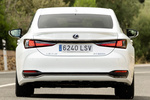 Lexus ES Gama ES 300h F SPORT Turismo Sonic Platinum Exterior Posterior 4 puertas