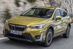 Subaru XV Gama XV e-Boxer Gama XV Todo terreno Plasma Yellow Pearl Exterior Frontal-Lateral 5 puertas