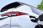 Mitsubishi Outlander Gama Outlander PHEV Gama Outlander PHEV Todo terreno Exterior Toma de recarga 5 puertas