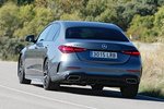 Mercedes-Benz Clase C C 220 d AMG Line con Paquete Night Turismo Gris Selenit Magno Exterior Lateral-Posterior 5 puertas