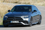 Mercedes-Benz Clase C C 220 d AMG Line con Paquete Night Turismo Gris Selenit Magno Exterior Frontal-Lateral 5 puertas
