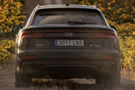 Audi Q8 60 TFSIe quattro tiptronic 340 kW (462 CV) S line TFSIe Todo terreno Azul Galaxia Exterior Posterior 5 puertas
