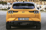 Ford Mustang Mach-E GT AWD 358 kW (487 CV) Rango Extendido 99 kWh Mach-E GT Todo terreno Amarillo Cyber Exterior Posterior 5 puertas