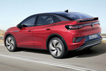 Volkswagen ID.5 GTX 220 kW (299 CV) 77 kWh GTX Todo terreno Rojo Intenso Metalizado Negro Exterior Lateral-Posterior 5 puertas